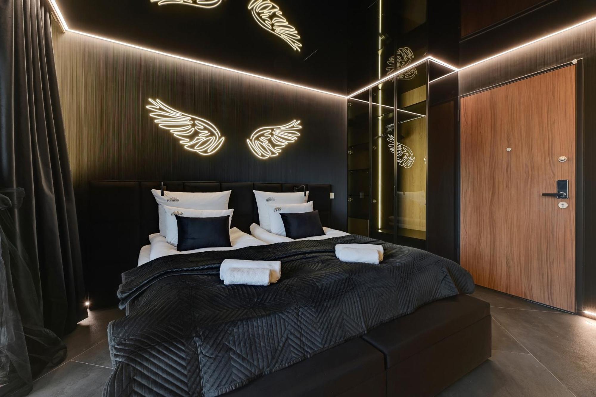 Nadmotlawie Hollywood Jacuzzi Suite By Downtown Apartments, Gdansk